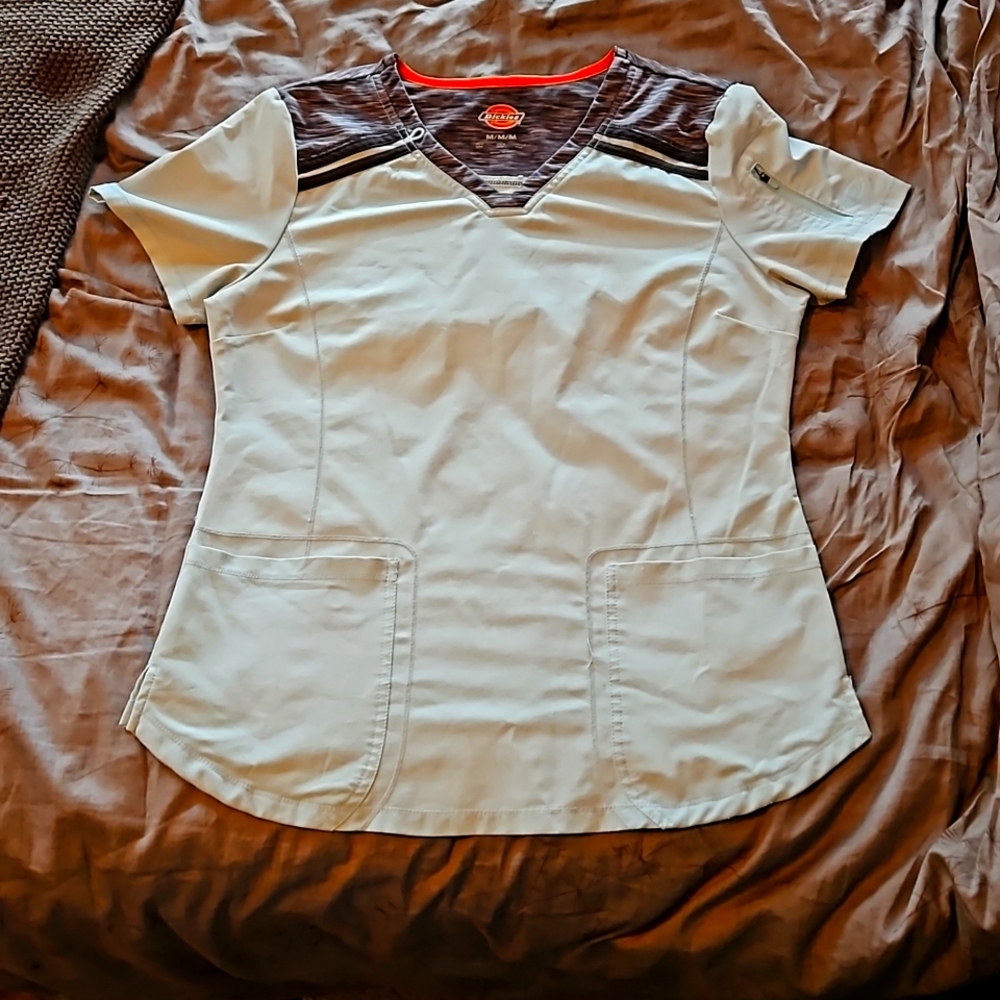 Dickies Size M Scrub Top